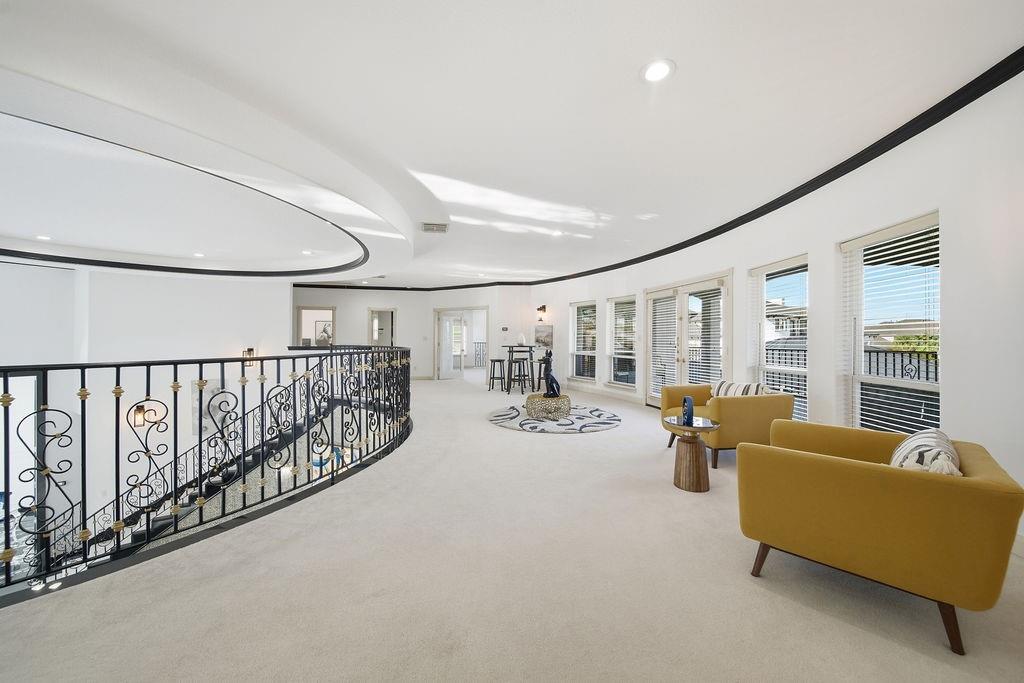 1907 Ray Shell Court