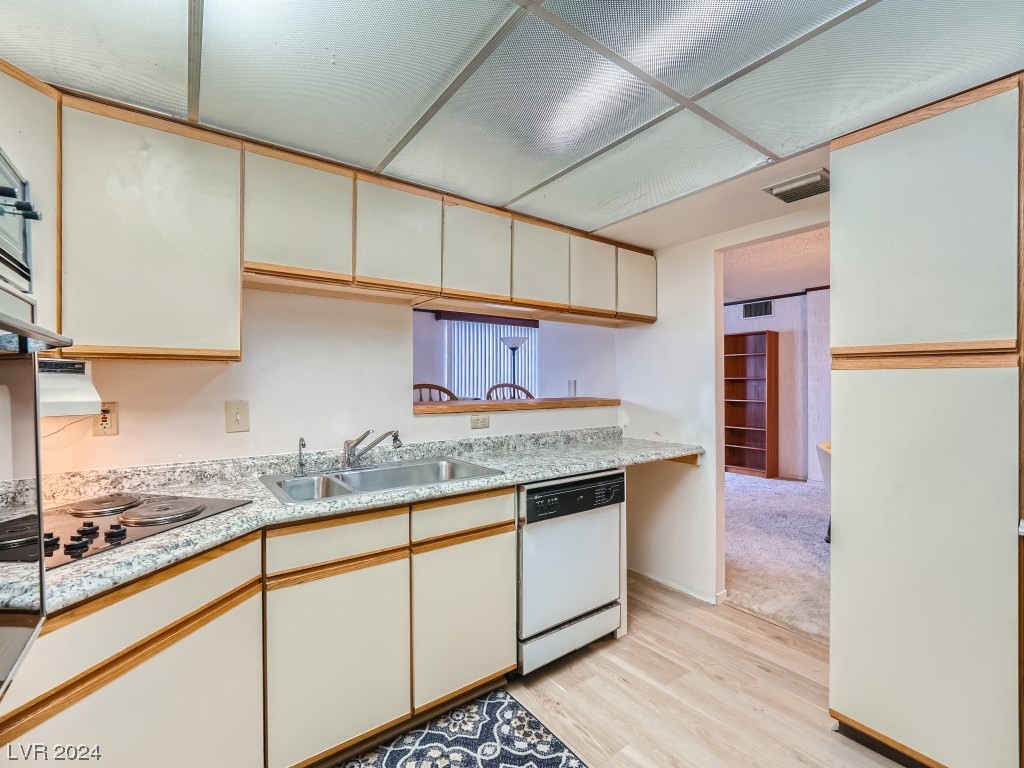 3930 University Center Drive 101