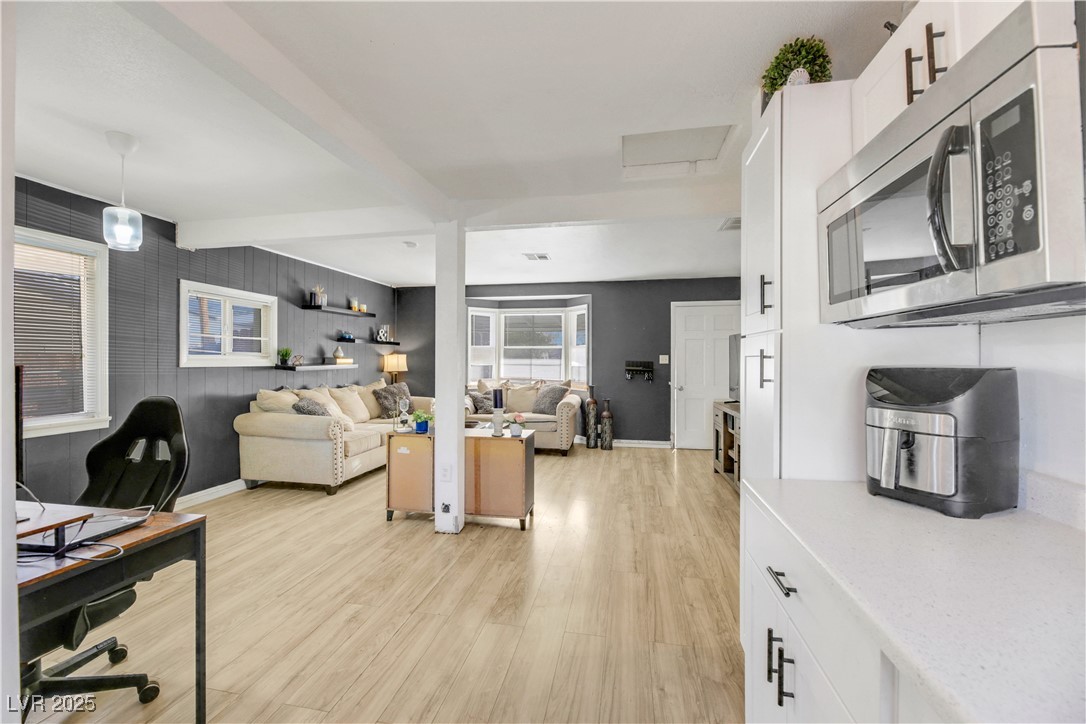 1405 East Bridger Avenue