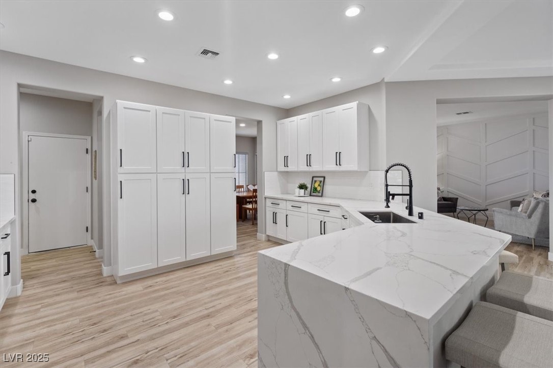2862 Sapphire Desert Drive