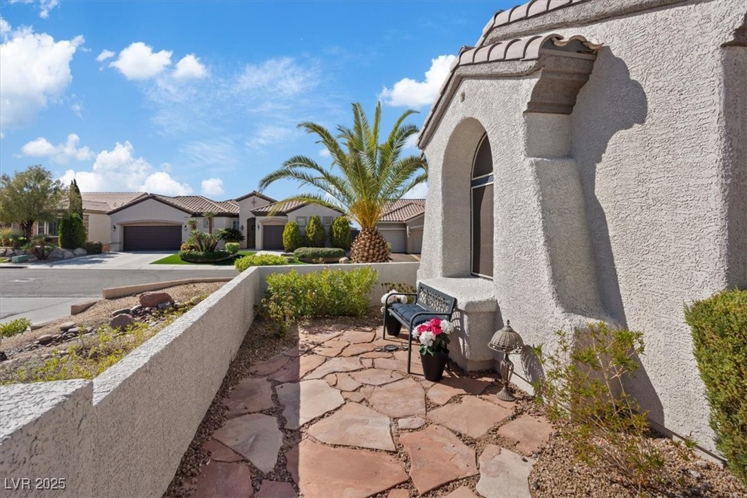 2862 Sapphire Desert Drive
