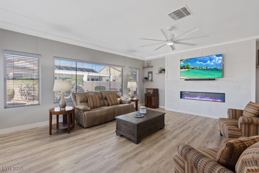 2862 Sapphire Desert Drive