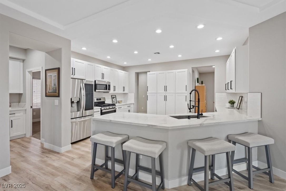 2862 Sapphire Desert Drive