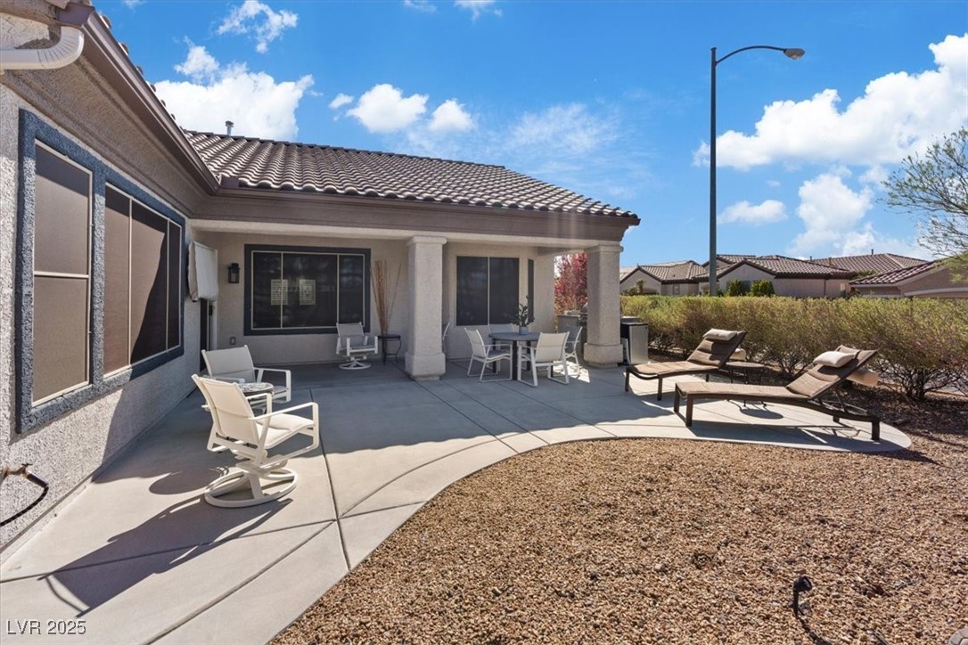 2862 Sapphire Desert Drive
