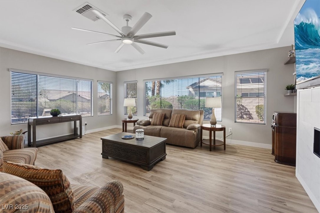 2862 Sapphire Desert Drive