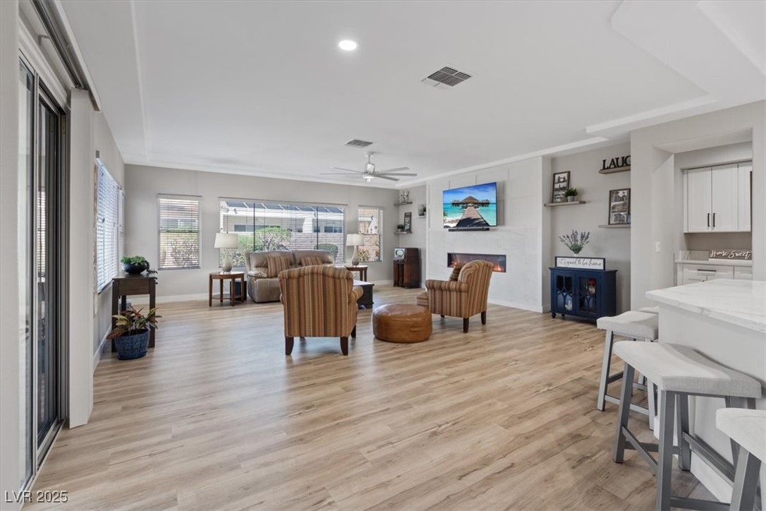 2862 Sapphire Desert Drive