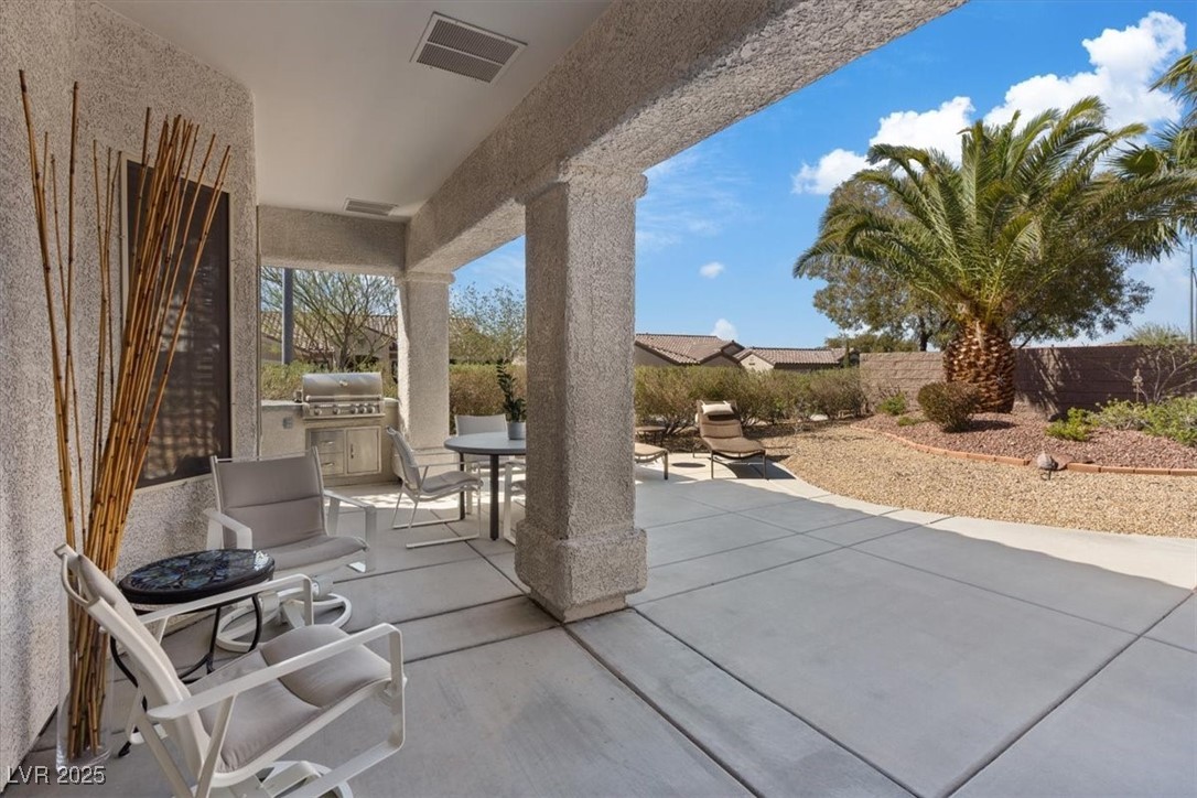 2862 Sapphire Desert Drive