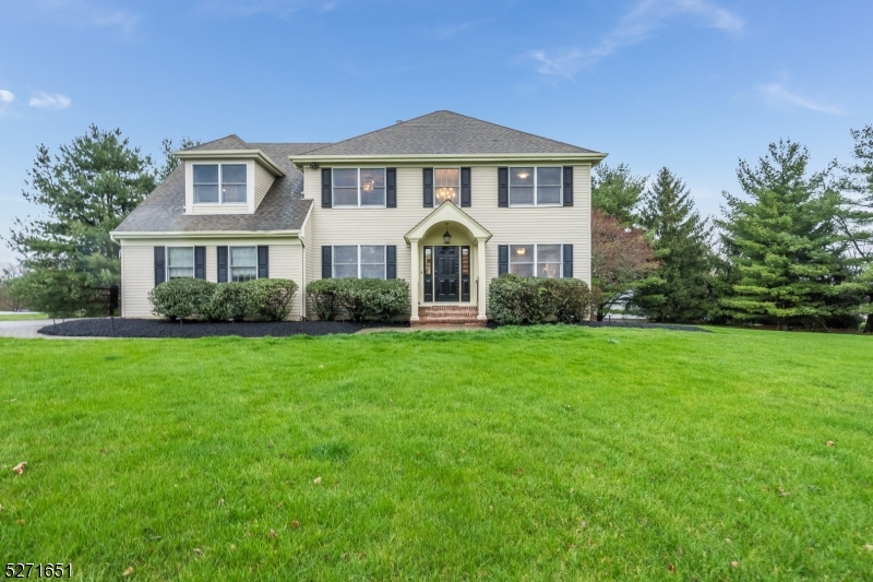 2 Calvin Ct