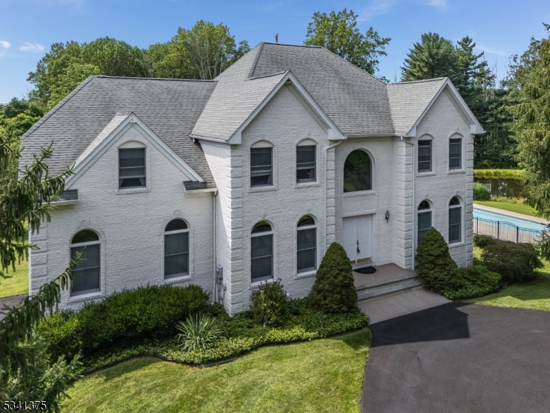 10 KELSEY FARM ROAD
