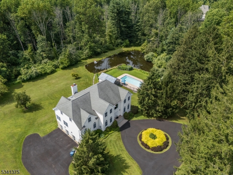 10 KELSEY FARM ROAD