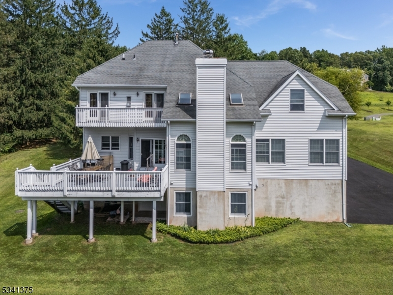 10 KELSEY FARM ROAD