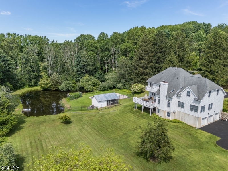 10 KELSEY FARM ROAD
