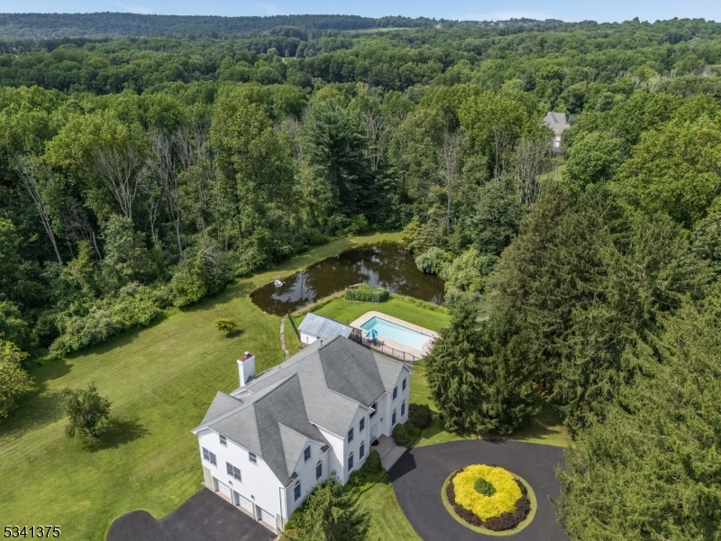 10 KELSEY FARM ROAD