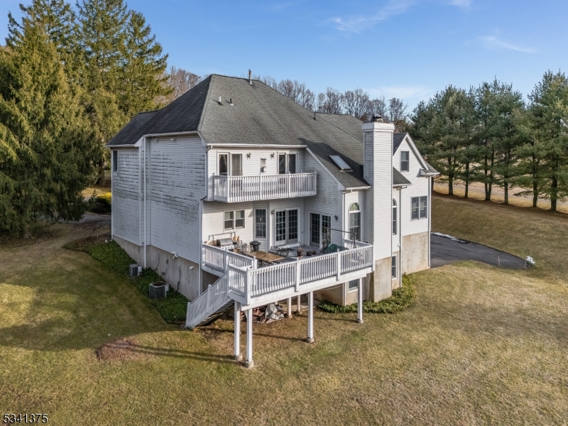 10 KELSEY FARM ROAD