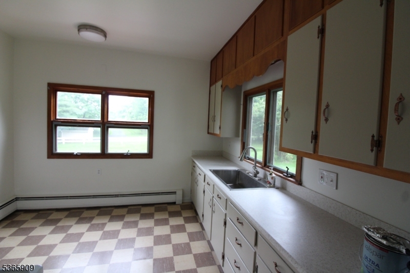 471 Milford Warren Glen Rd