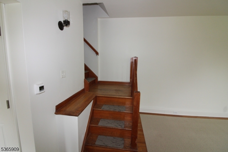 471 Milford Warren Glen Rd