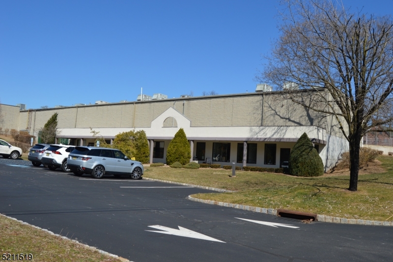 431 Route 22 East, Unit 16