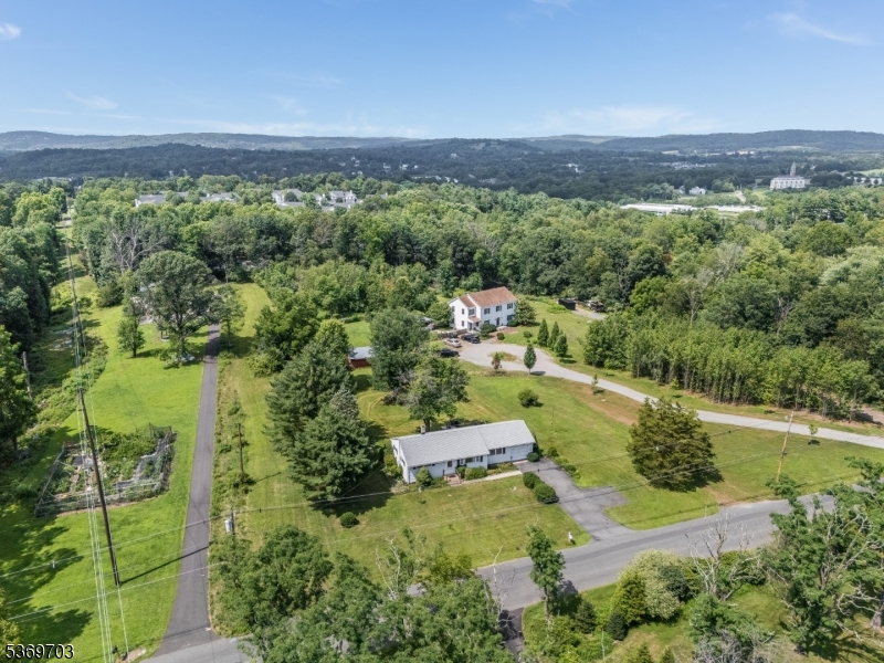 26 Regional Rd