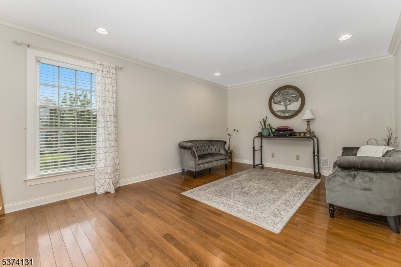 919 Iron Bridge Rd