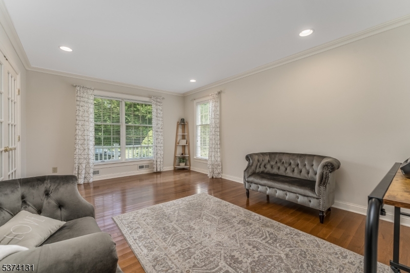 919 Iron Bridge Rd