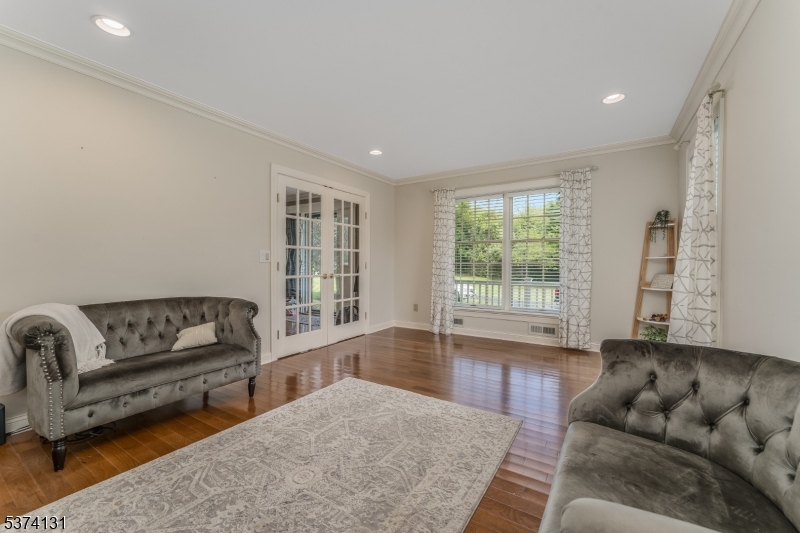 919 Iron Bridge Rd