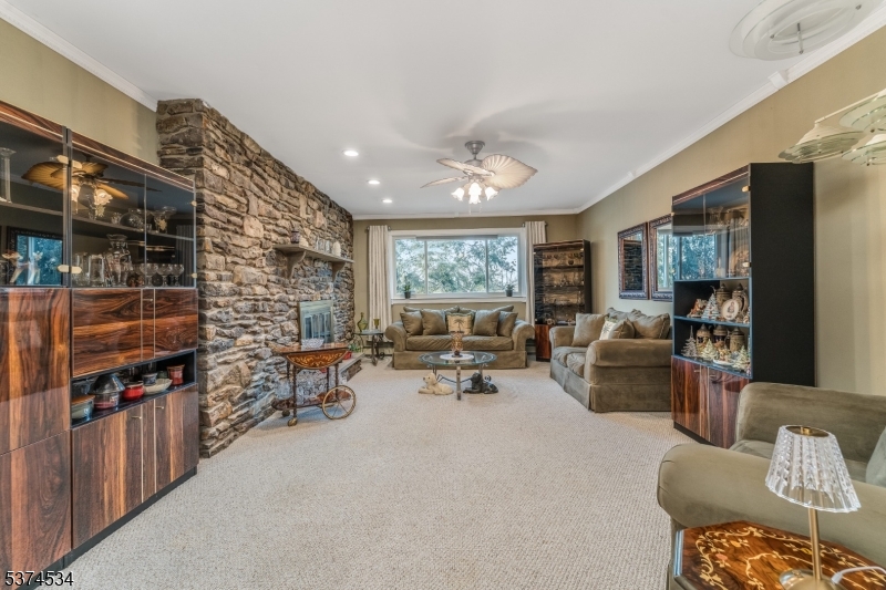 9 Higginsville Road