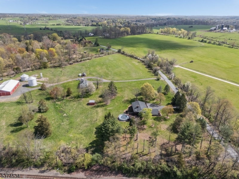 9 Higginsville Road