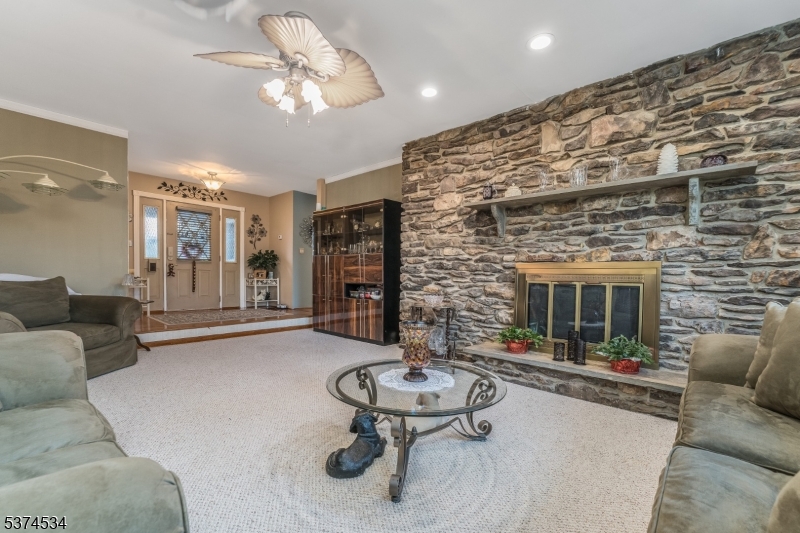 9 Higginsville Road
