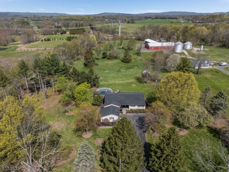 9 Higginsville Road