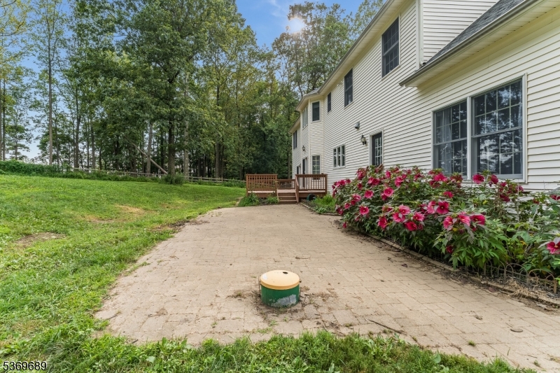 7 Berkshire Way