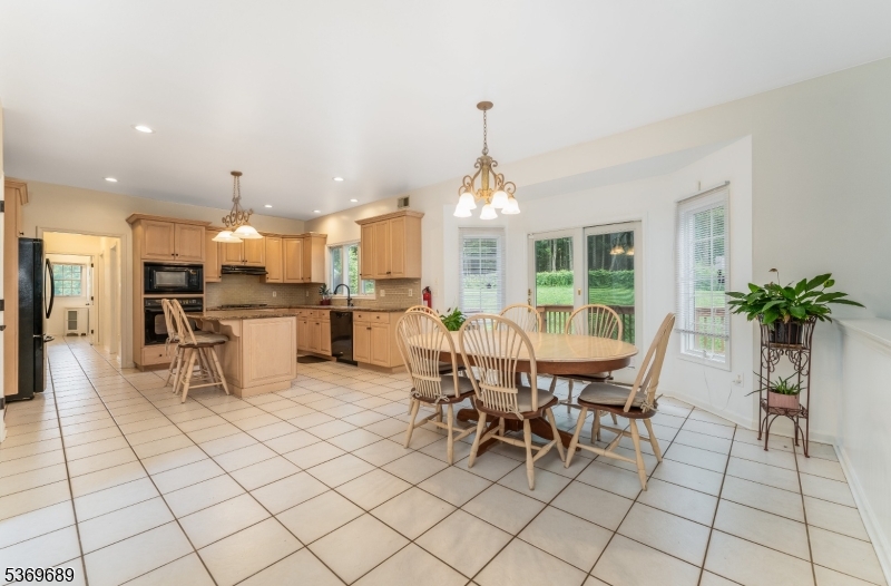 7 Berkshire Way