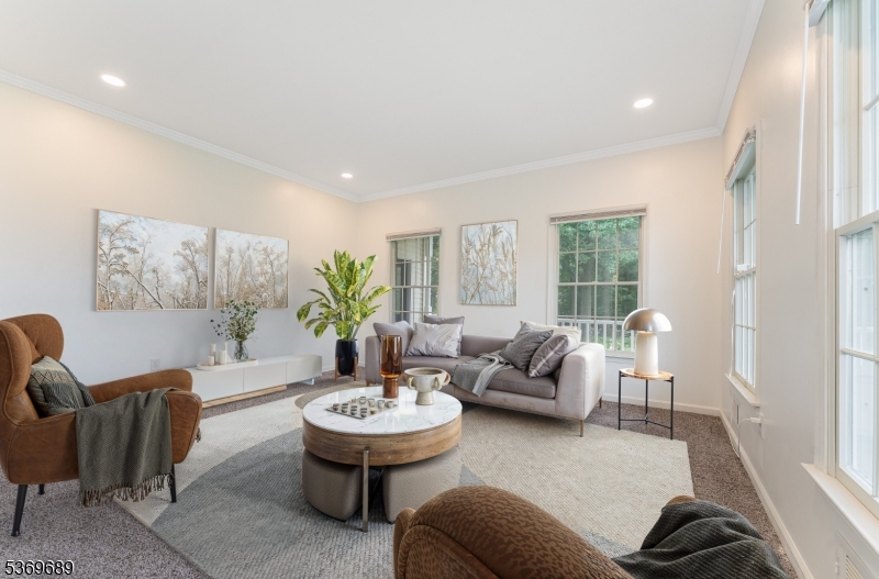 7 Berkshire Way