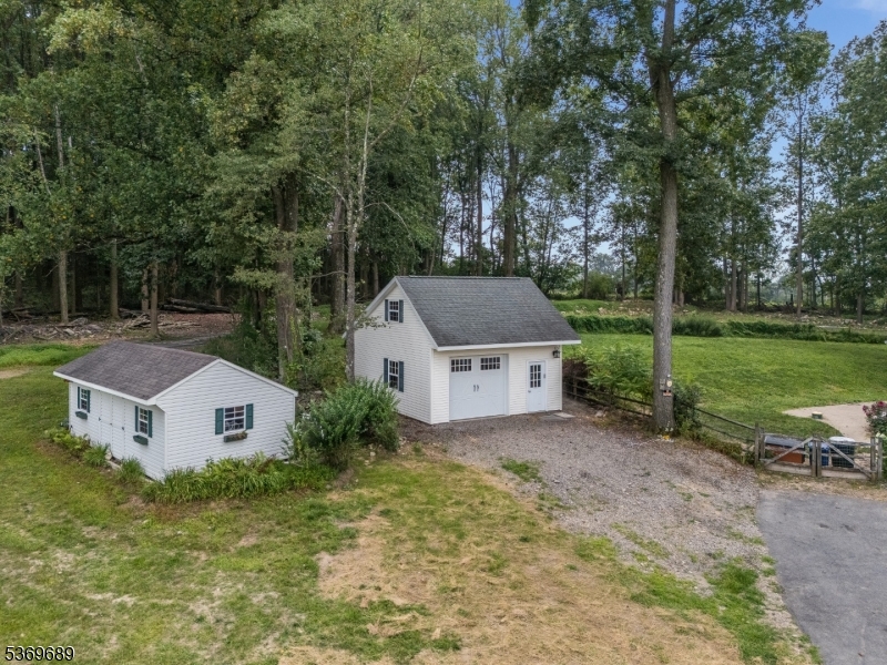 7 Berkshire Way