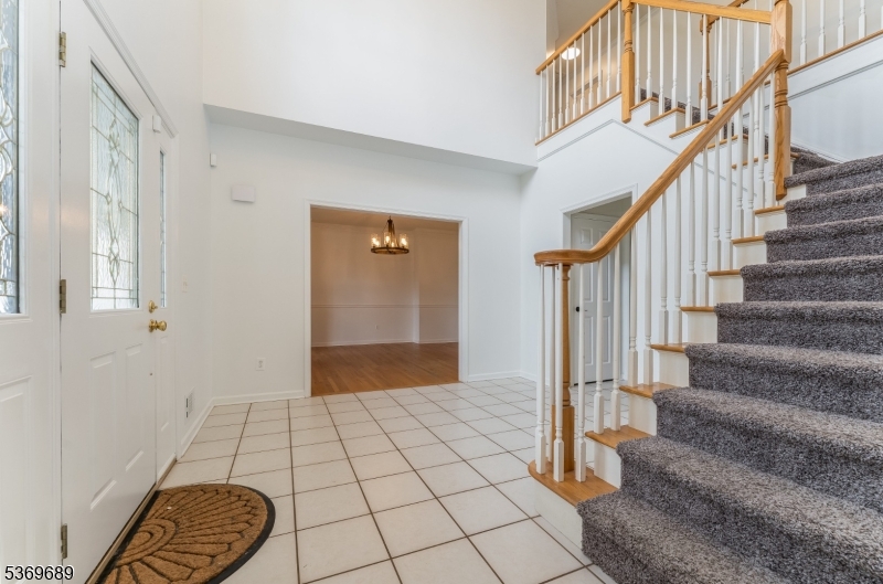 7 Berkshire Way