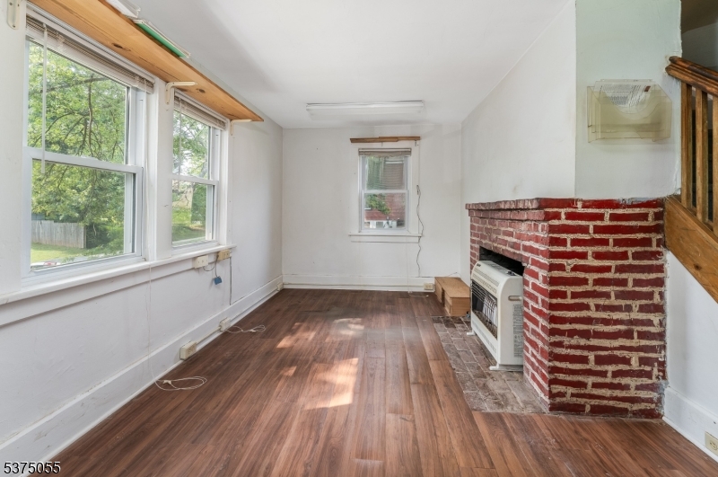 22 Allen St