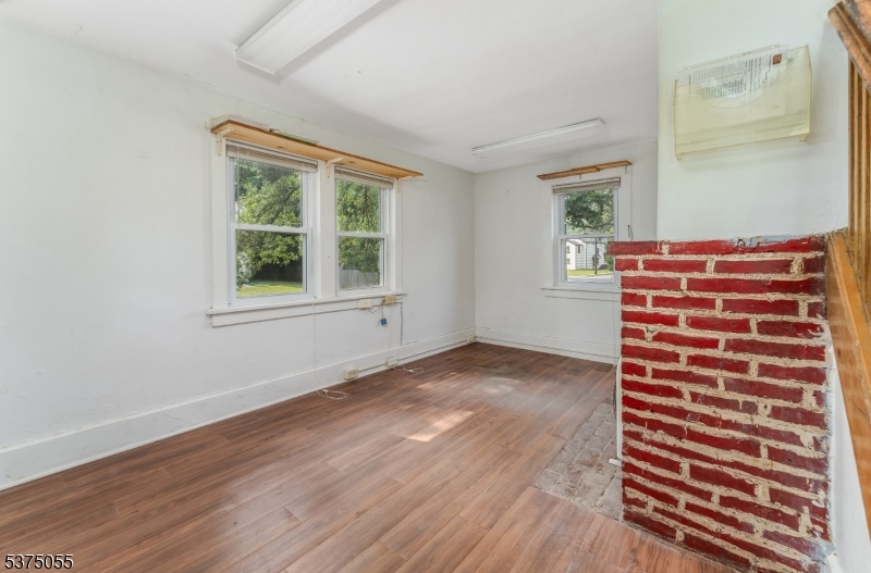 22 Allen St