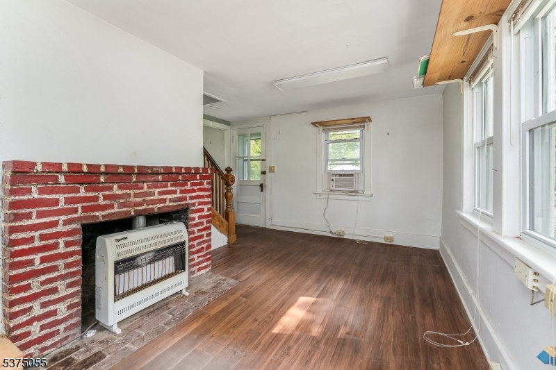 22 Allen St