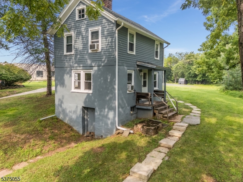 22 Allen St