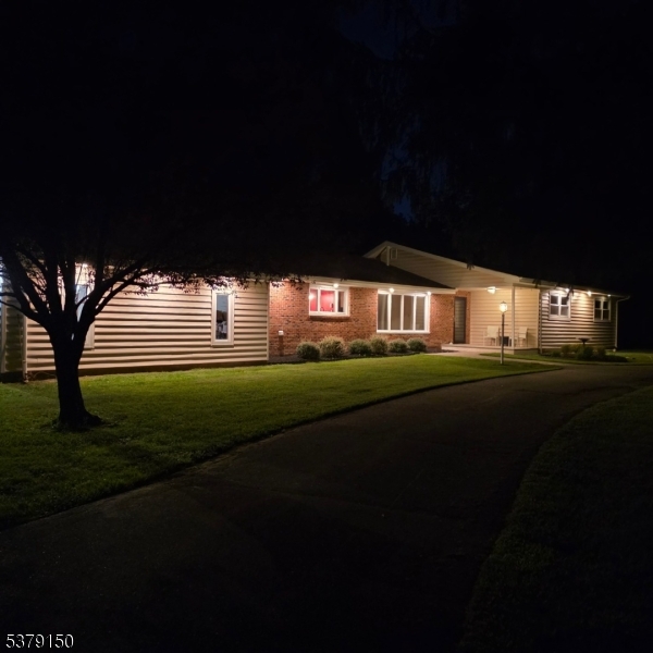 125 Oak Grove Rd