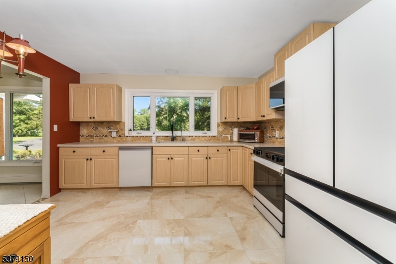 125 Oak Grove Rd