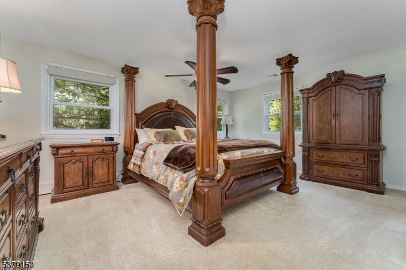 125 Oak Grove Rd