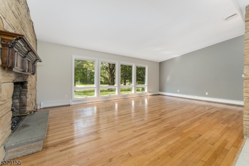 125 Oak Grove Rd