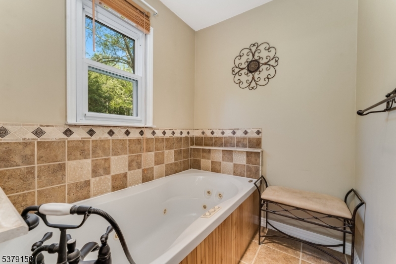 125 Oak Grove Rd