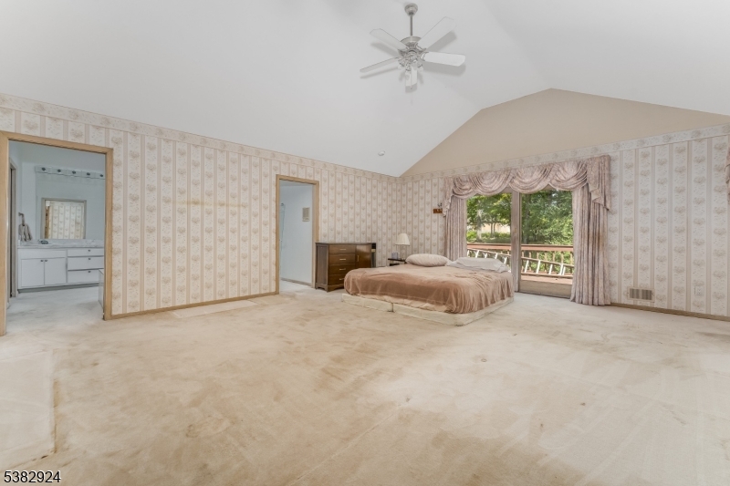 42 Pine Hill Rd