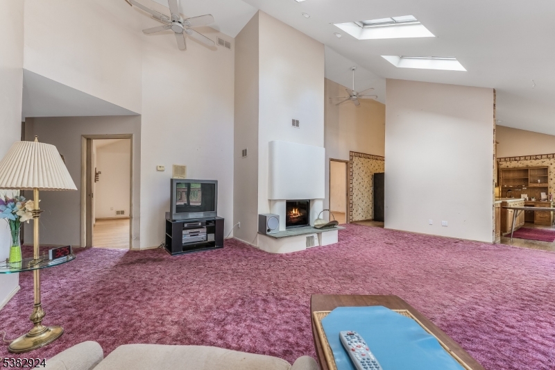 42 Pine Hill Rd