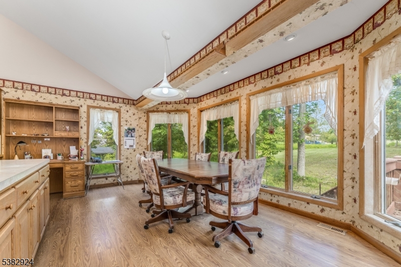 42 Pine Hill Rd