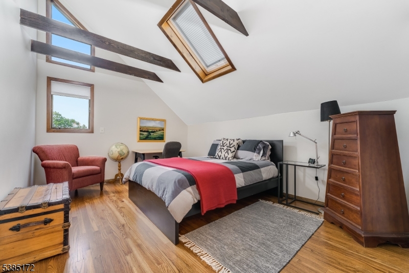 70 Sidney School Rd