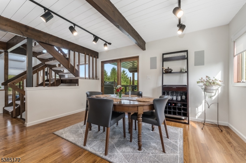 70 Sidney School Rd