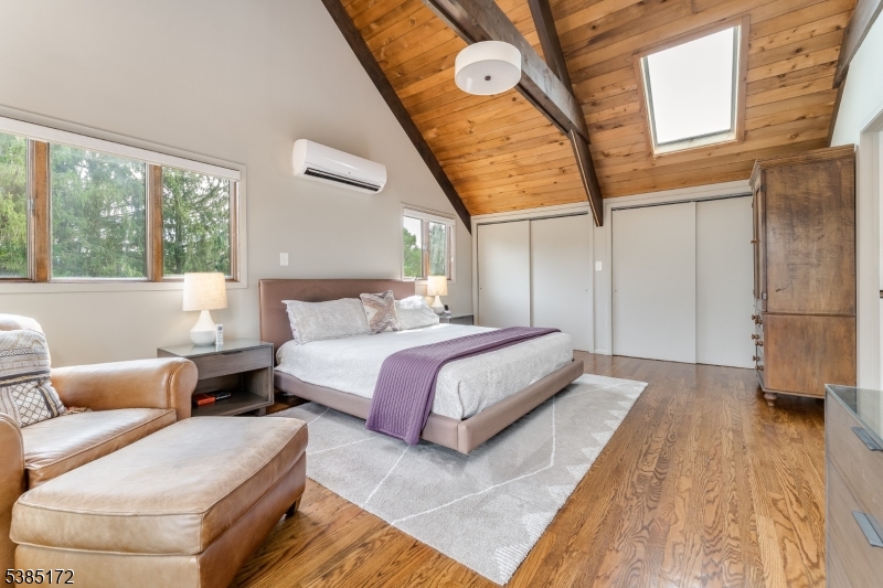 70 Sidney School Rd