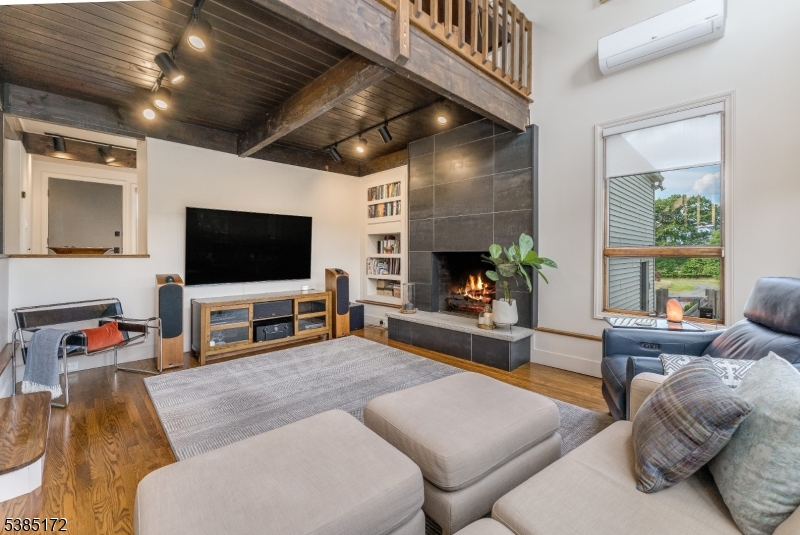 70 Sidney School Rd